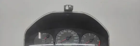 Mazda 323 F Speedometer (instrument cluster) BJ4WC