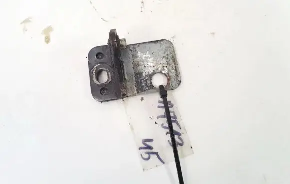 Seat Toledo II (1M) Front door upper hinge
