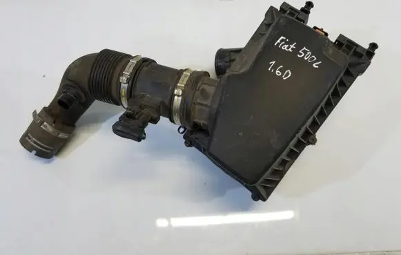 Fiat 500L Air filter box