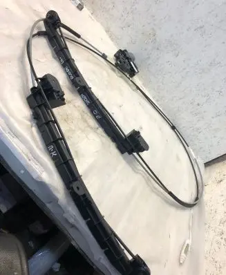 Audi A4 S4 B9 8W Curtain motor 8w9863560