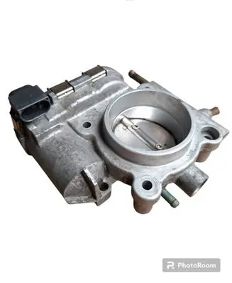 Mercedes-Benz C W203 Throttle valve A1111410225