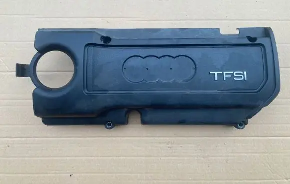 Audi A3 S3 A3 Sportback 8P Engine cover (trim) 03C103939G