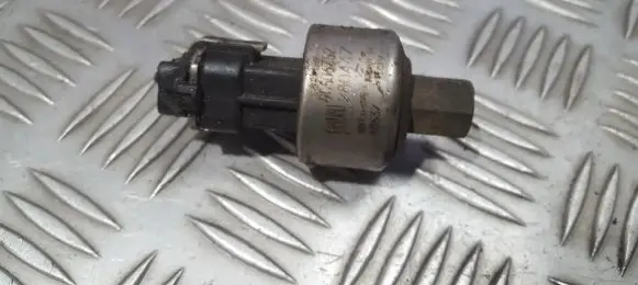 Air conditioning (A/C) pressure sensor