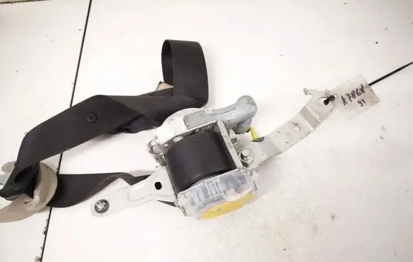 Subaru Outback Front seatbelt 7q8050p 7q8050-p