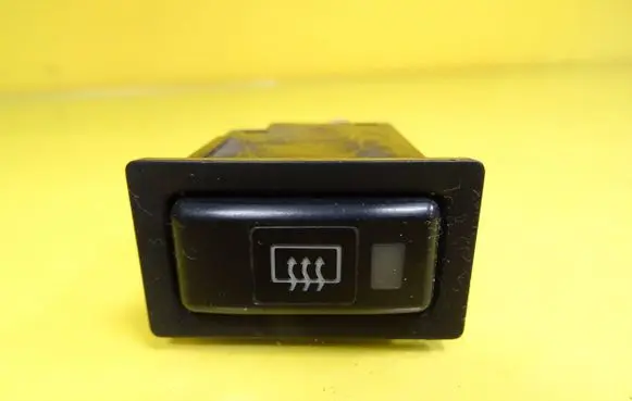 Toyota RAV 4 (XA10) Windscreen/window heater switch