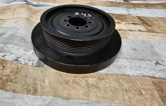 BMW 5 GT F07 Crankshaft gear 0812