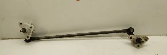 Subaru Impreza I Front wiper linkage 