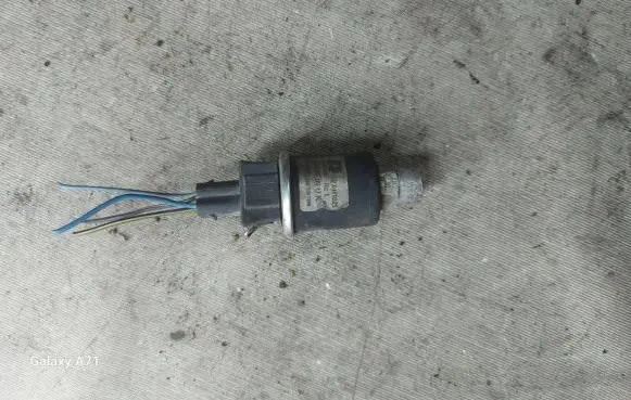 Ford Galaxy Air conditioning (A/C) pressure sensor 1H0959139B SP3H1025