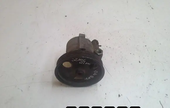 Renault Megane I Power steering pump 26090956