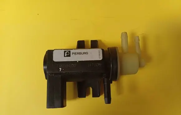 Volkswagen PASSAT B5 Turbo solenoid valve 70218400