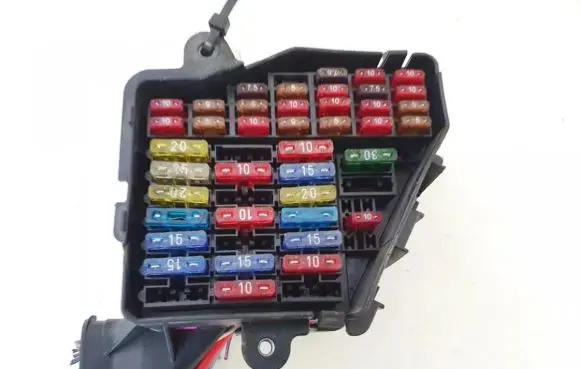 Audi A3 S3 8L Fuse box set 4255062