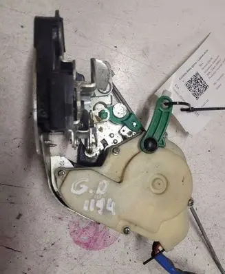 KIA Sorento Rear door lock