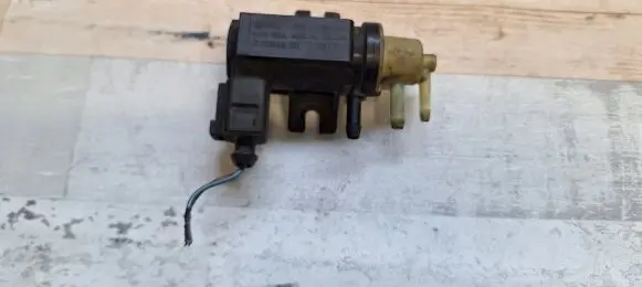 Volkswagen PASSAT B6 Turbo solenoid valve 1K0906627A 1K0906627