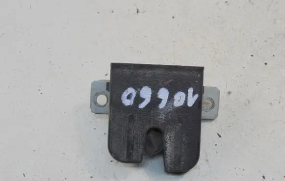 Volkswagen Polo IV 9N3 Tailgate/trunk/boot lock/catch/latch 6Q6827505B