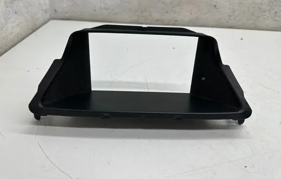 Mercedes-Benz CLS C218 AMG Radio/GPS head unit trim A2186800136 9029400