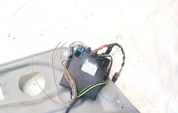 Mercedes-Benz A W169 Door control unit/module a1698206926 05072322