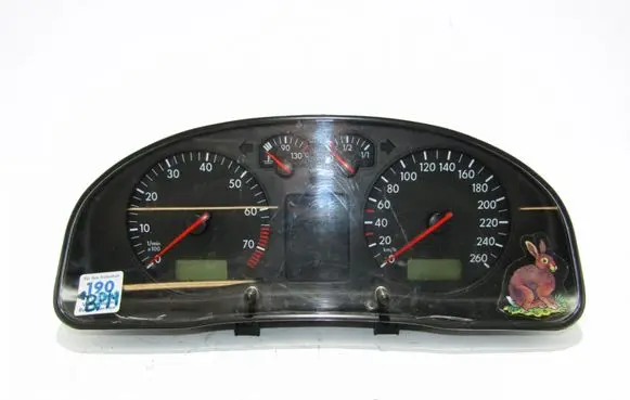Volkswagen PASSAT B5 Speedometer (instrument cluster) 3B1919880