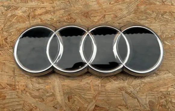 Audi Q4 e-tron Manufacturer badge logo/emblem 89A853605