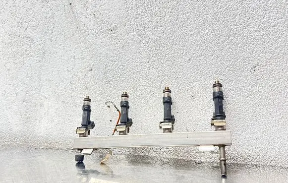 Opel Astra H Fuel injectors set 55572731 0280151258