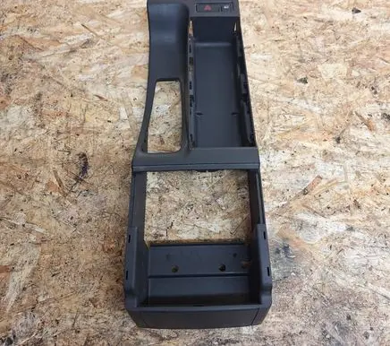 BMW 3 E46 Center console 8213680 51168213680