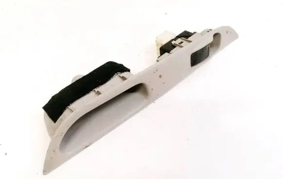 Nissan Almera Tino Electric window control switch