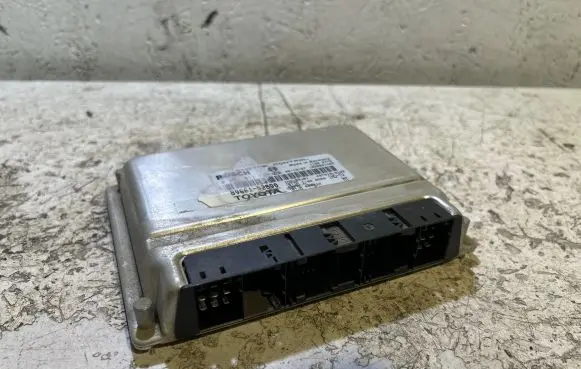 Toyota Yaris Engine control unit/module 896605C010 38110 4079180142