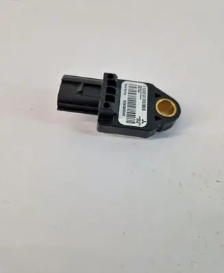 Mitsubishi Outlander Airbag deployment crash/impact sensor 8651A001