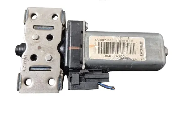 Audi A4 S4 B8 8K Seat adjustment motor 984686103 D330700