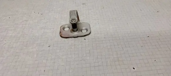 Saab 9-3 Ver2 Front door lock loop/hook striker 