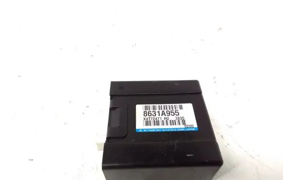 Mitsubishi Outlander Other control units/modules 8631A955 X4T72471