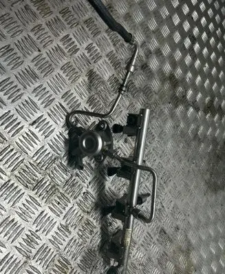 Fuel main line pipe