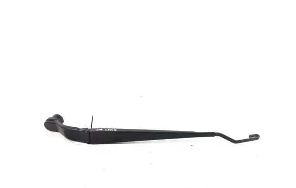 Mitsubishi Eclipse Cross Front wiper blade arm 8250A957