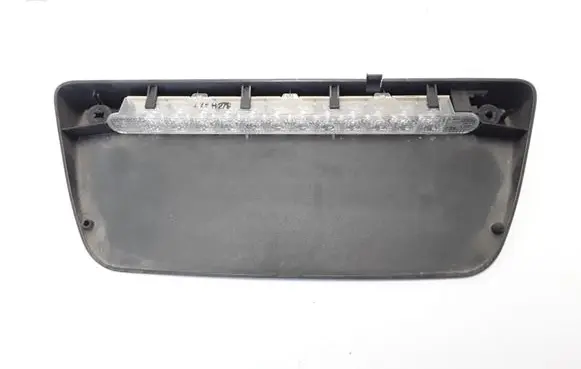 Renault Laguna I Third/center stoplight 7700425053