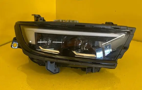 Opel Mokka Headlight/headlamp 9847939180