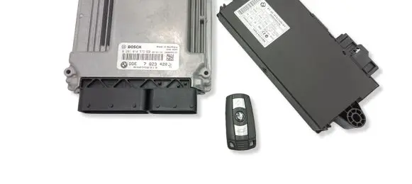 BMW 3 E90 E91 Engine ECU kit and lock set 9147226 61359147226 7823420