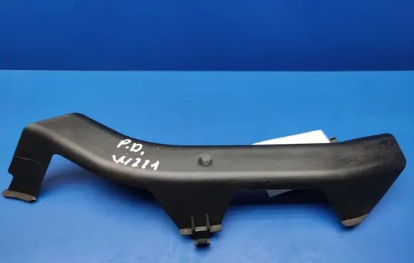 Mercedes-Benz S W221 Wiper trim A2218891025