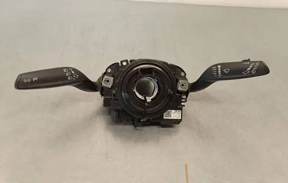 Audi Q3 8U Wiper turn signal indicator stalk/switch 8X0953521B 8X0953502