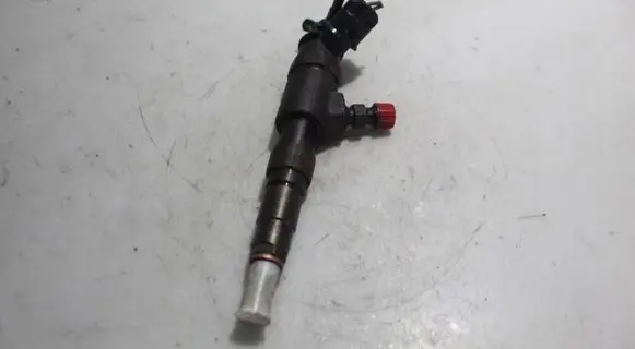Peugeot 508 Fuel injector