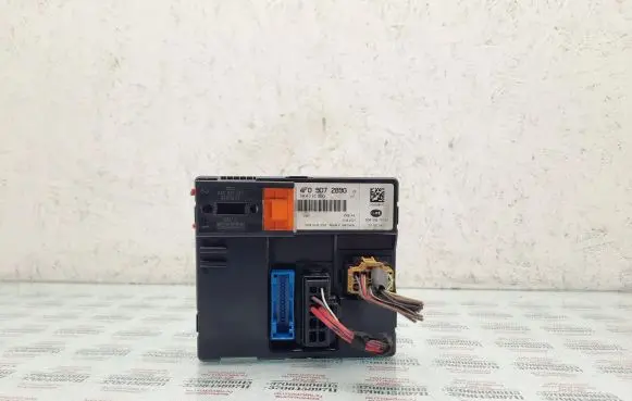 Audi A6 S6 C6 4F Comfort/convenience module 4F0907289G