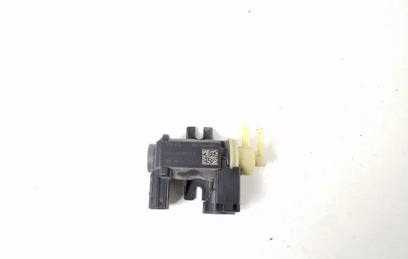 Audi A4 S4 B8 8K Turbo solenoid valve 8K0906627