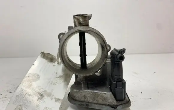 BMW 5 E60 E61 Throttle valve 780437301