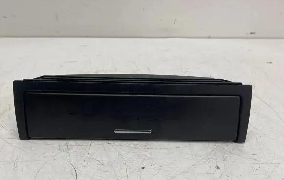BMW 3 E46 Glove box 307180200