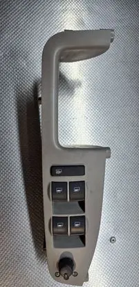 Audi A4 S4 B7 8E 8H Front door interior handle trim 8E1867171B
