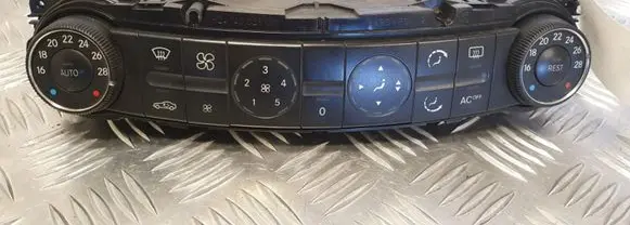 Mercedes-Benz E W211 Climate control unit A0004300312
