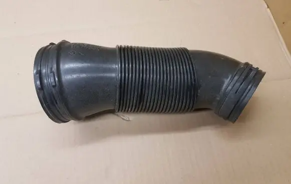 Volkswagen Golf VII Air intake hose/pipe 5Q0129684C