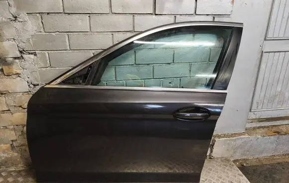 BMW 5 G30 G31 G38 Front door 7260423 7360423 C30526109