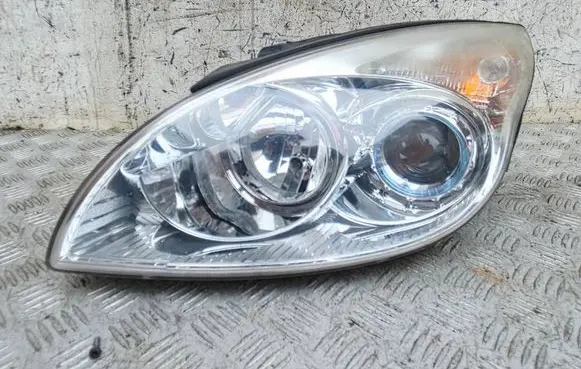 Hyundai i30 Headlight/headlamp 921012LXXX