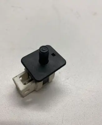 Mercedes-Benz E W211 Front door sensor coupe 2028209410 30011501