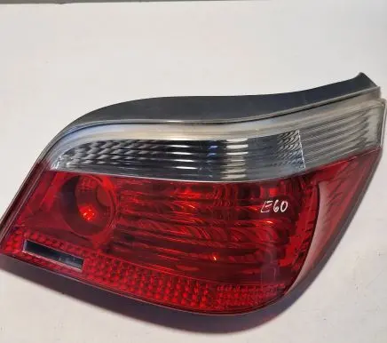 BMW 5 E60 E61 Rear/tail lights 6910768 2VP008679