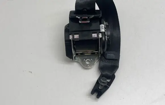 Volvo S60 Rear seatbelt 31462758 1P642991300 1T191001204045